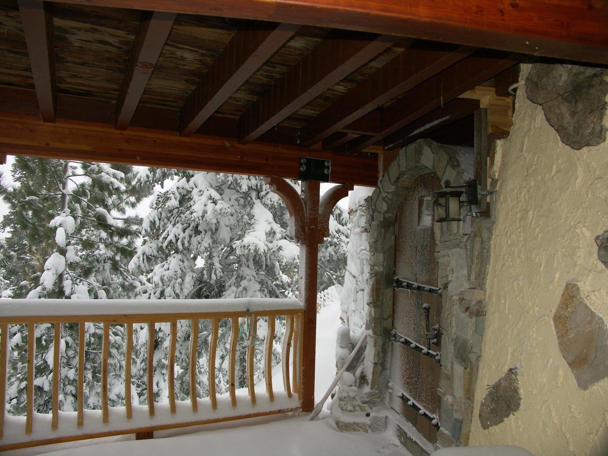 Where Eagles Fly Bed & Breakfast Elk Point Екстериор снимка